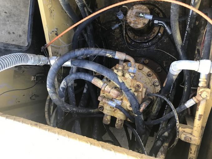 8.6kw χρησιμοποιημένος εκσκαφέας ΓΑΤΏΝ βάρους 20000KG E200B 2012 έτος 3